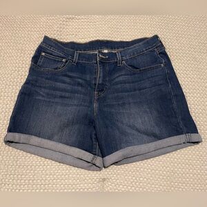 Levi’s Denim Jean Shorts • Women’s Size 31 • Blue Cuffed Shorts